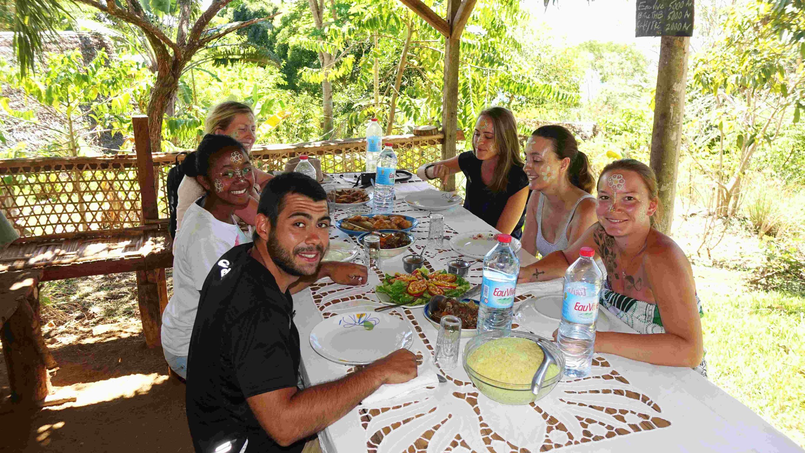 Repas au gîte Akiba - Nosy Komba